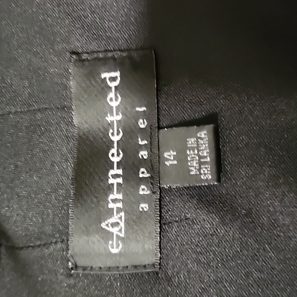 Connected Apparel - Picture 2 of 4